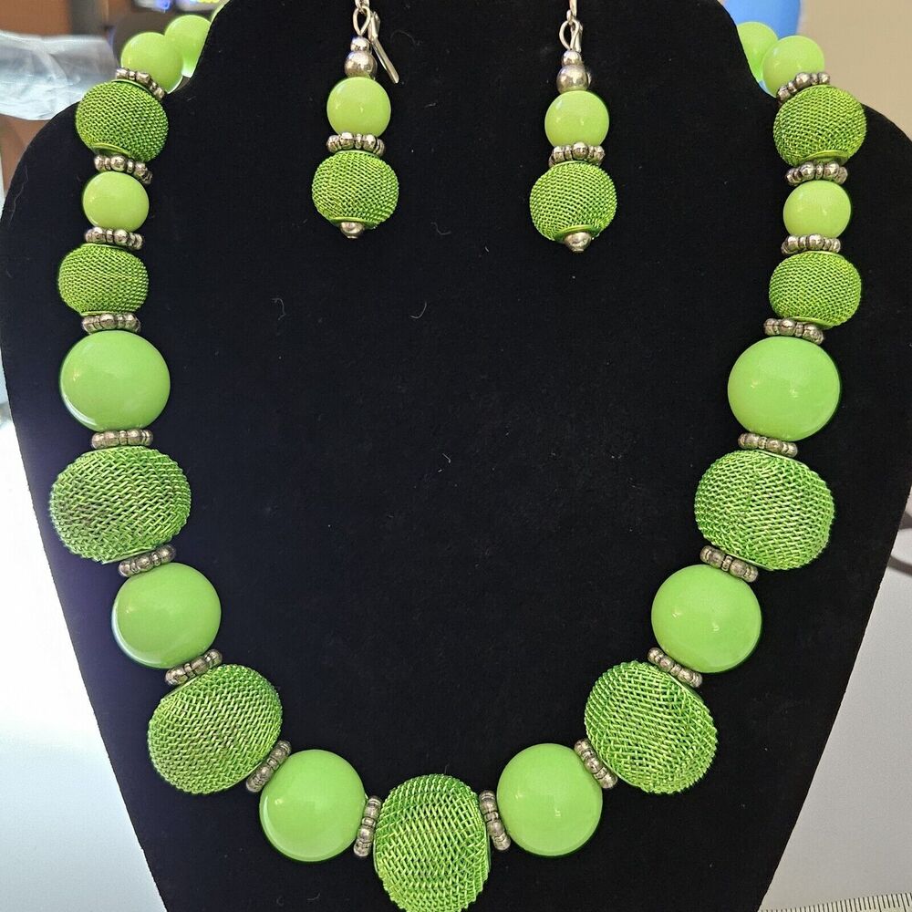 **Sale** Vintage Green Beaded Necklace With Matching Earrings